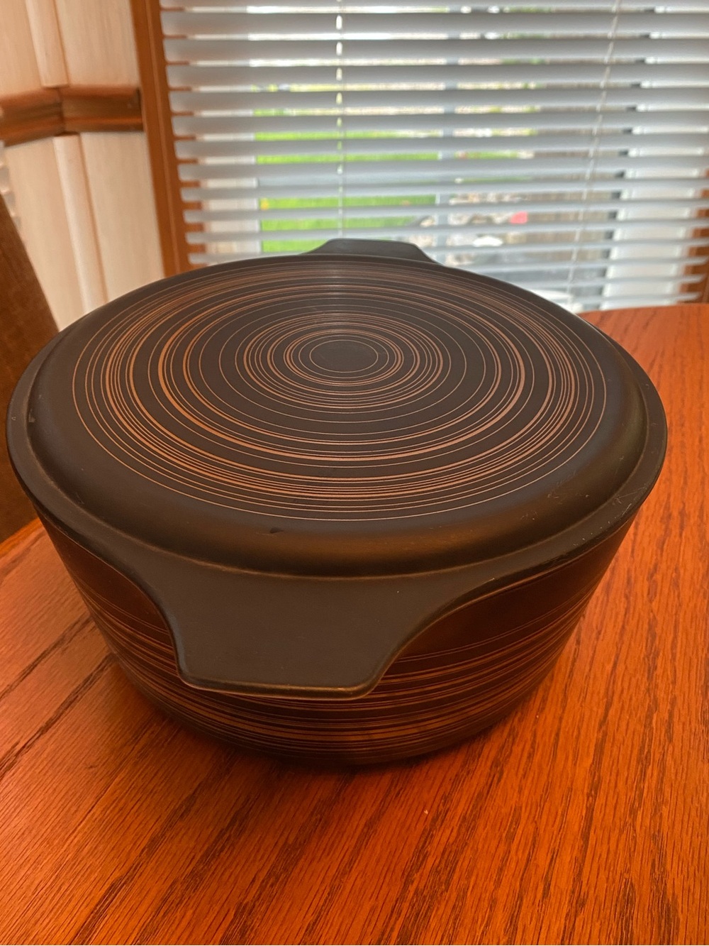 1960’s Pyrex “Terra” Pattern Pyrex Covered Dish. - Picture 2 of 11